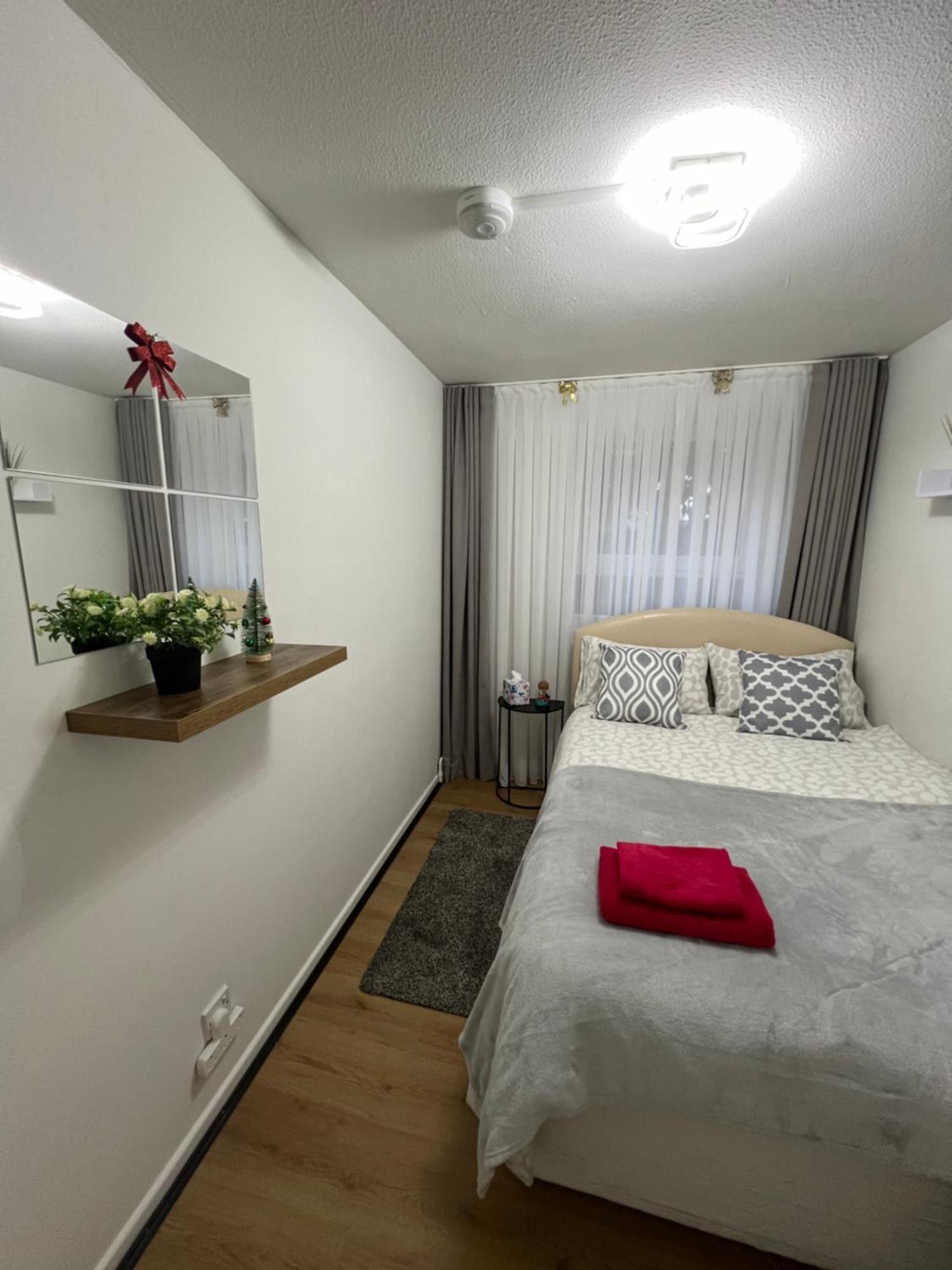 Spacious For Rent 10 Min From Tower Bridge Casa de hóspedes Londres
