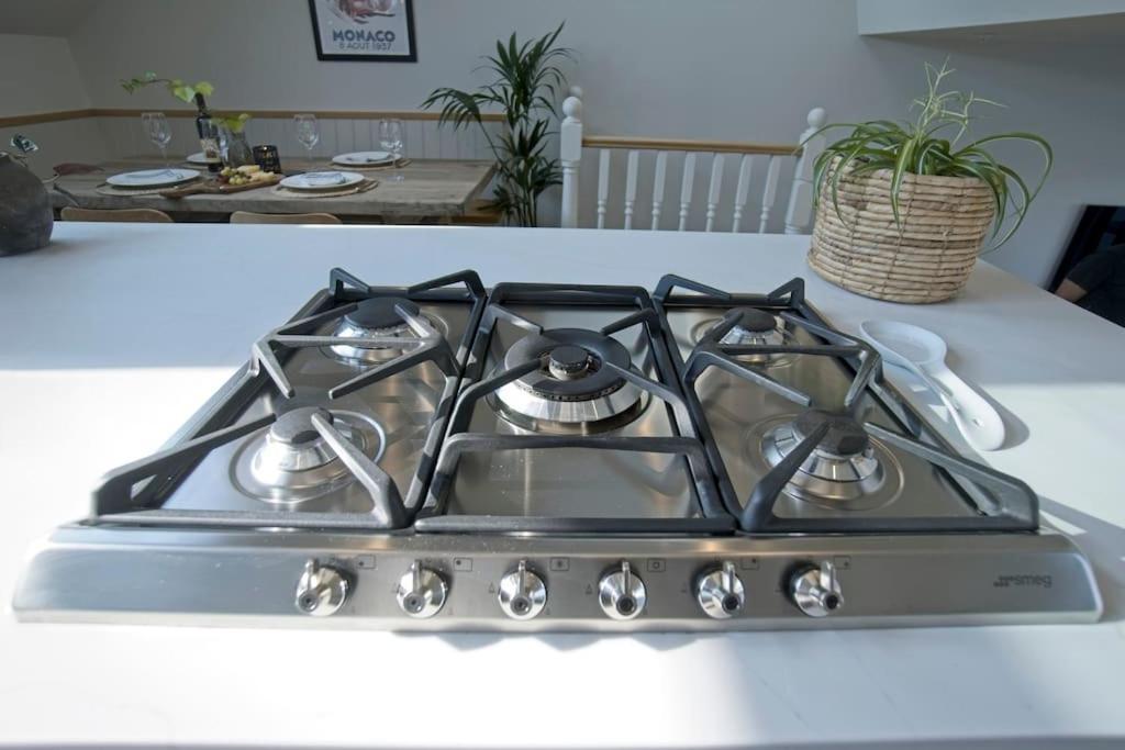 Appartement Luxurious 2-bedroom With Rooftop Terrace, Gourmet Kitchen & Fireplace Londres