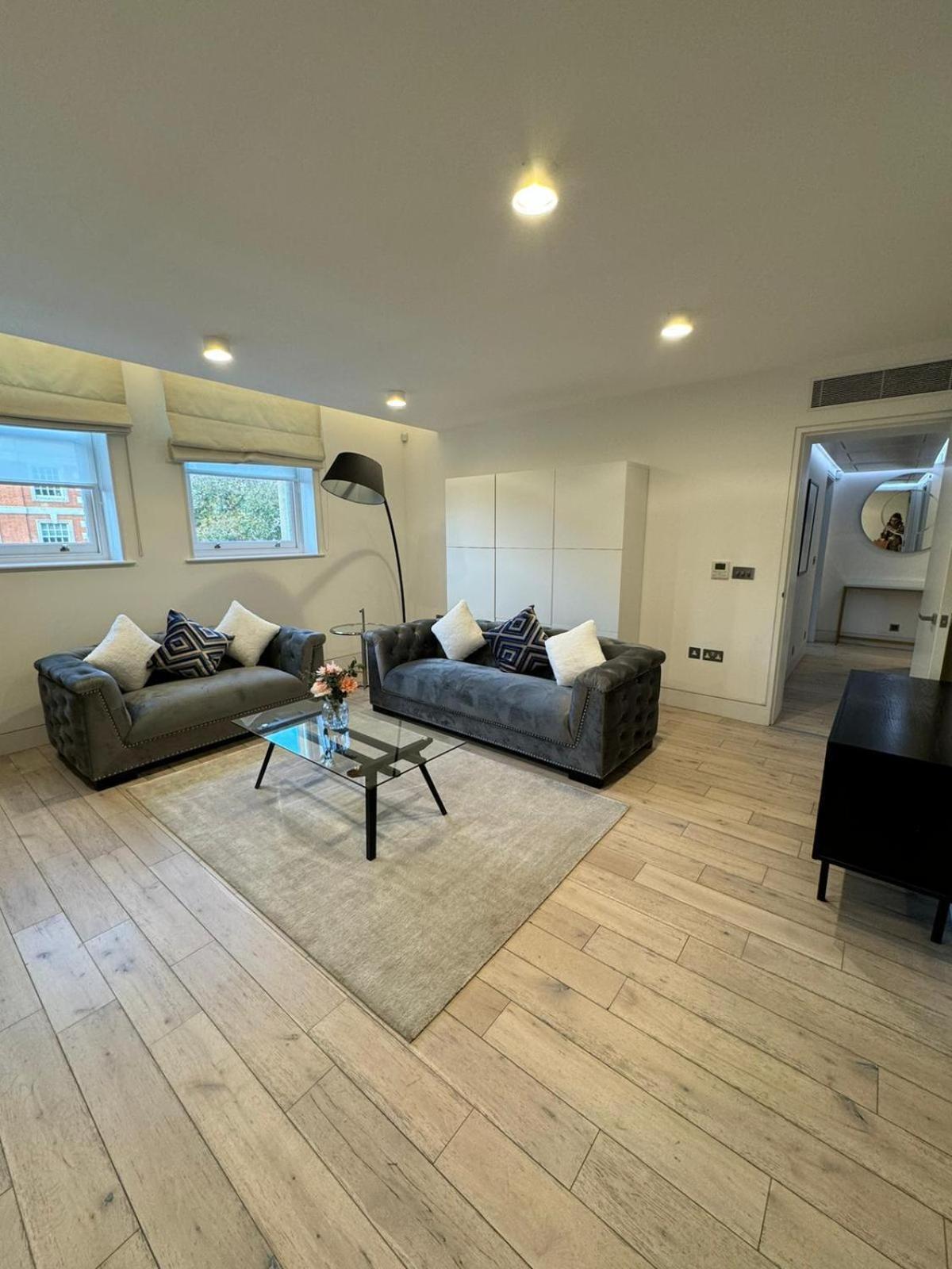 Clarges- Hsk Luxury Londres