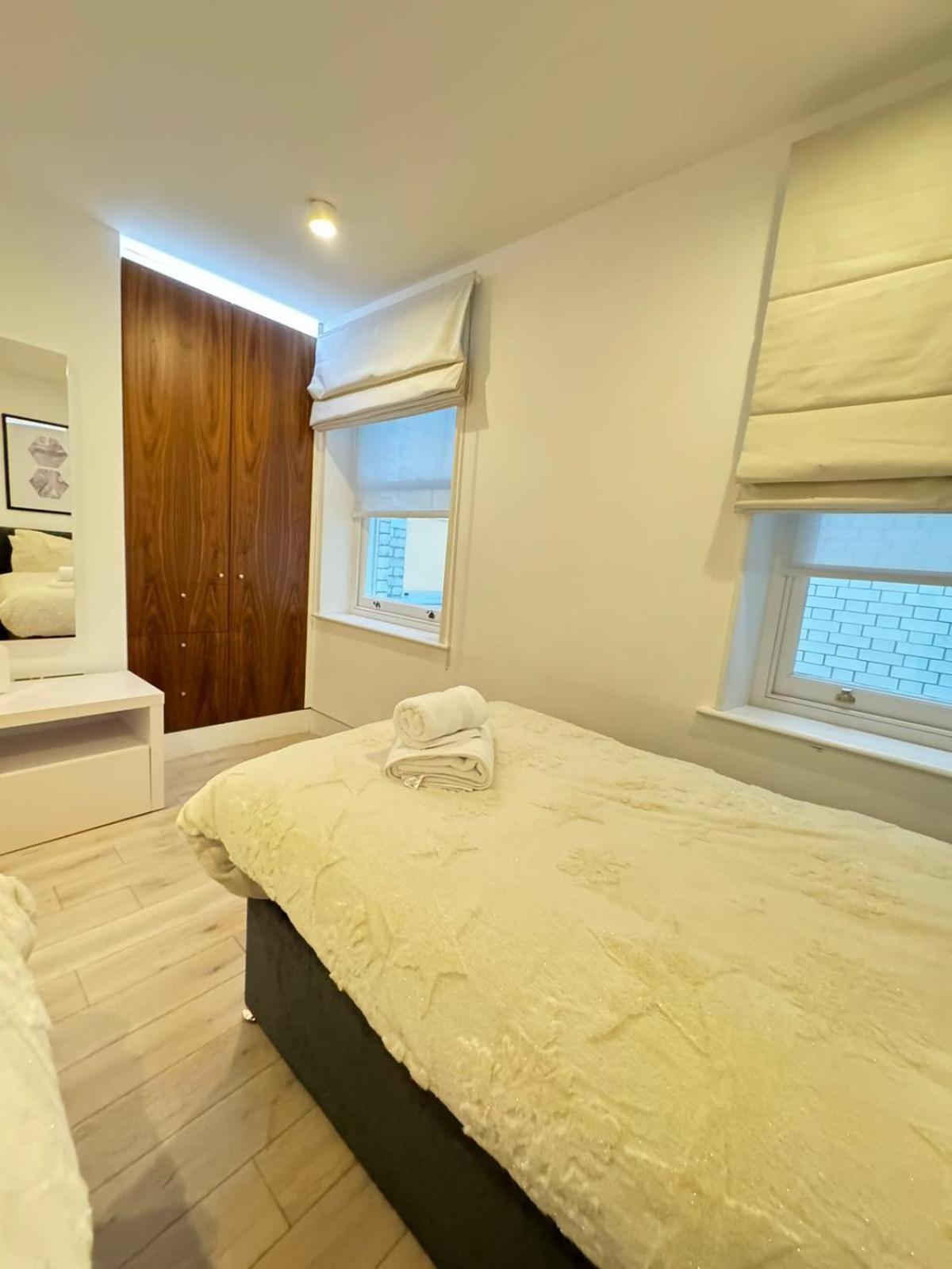 Clarges- Hsk Luxury Apartamento