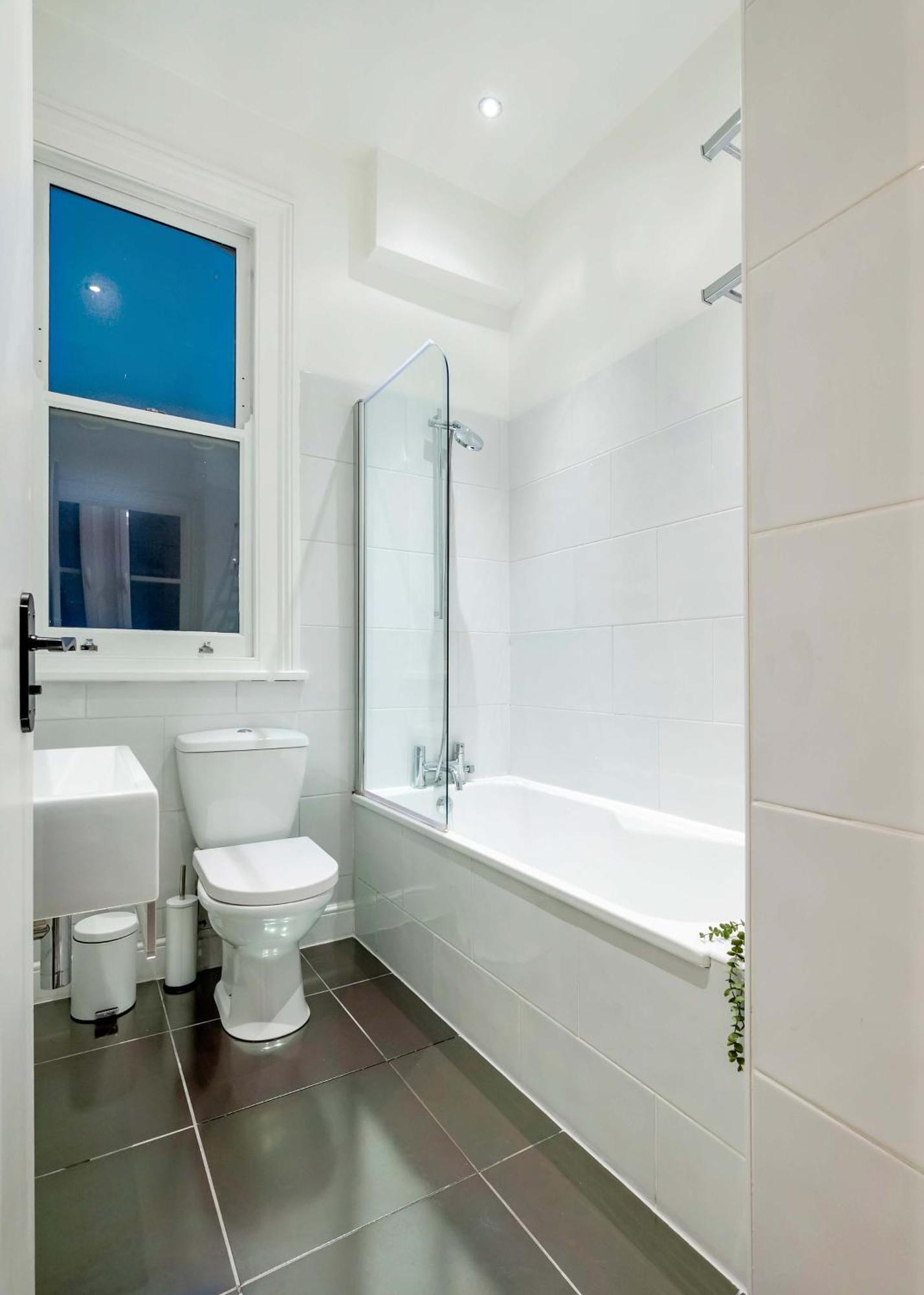 Maida Vale Mansions 2 Bed -by Out Of Office Lifestyle * Londres