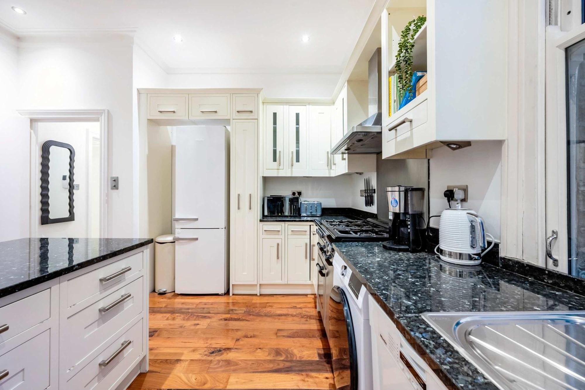 Maida Vale Mansions 2 Bed -by Out Of Office Lifestyle * Londres