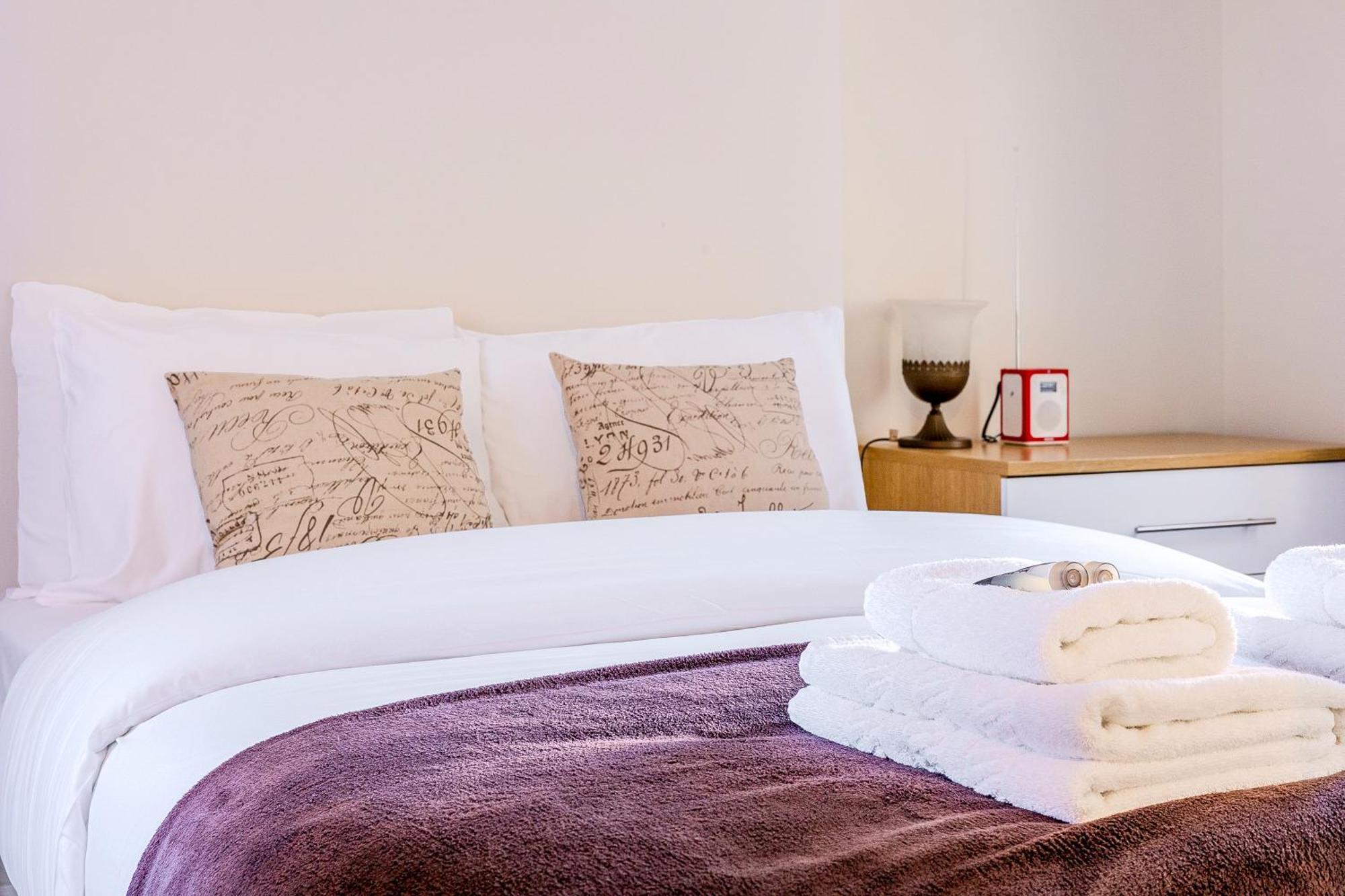 Peaceful 2br Multilvl In Streatham Appartement *