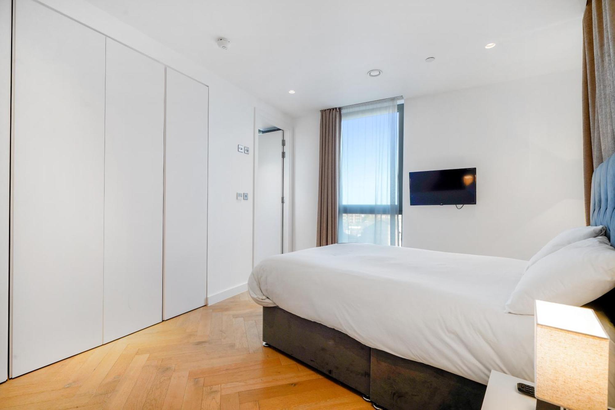 Warmly Relaxed Apart, 5beds, 5mins Walk To Tube Station, 10mins To Westend, Ctral Appartement *