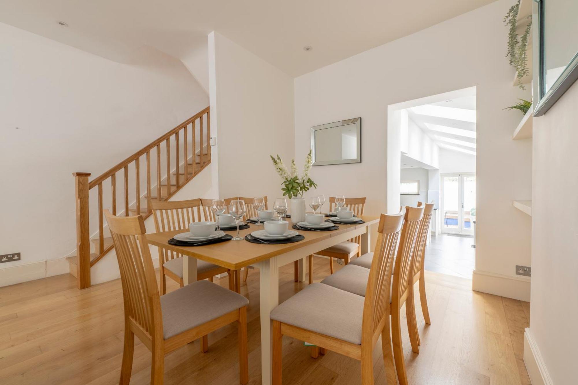 Fulham Spacious & Luxe House With Parking & Garden Apartamento Londres