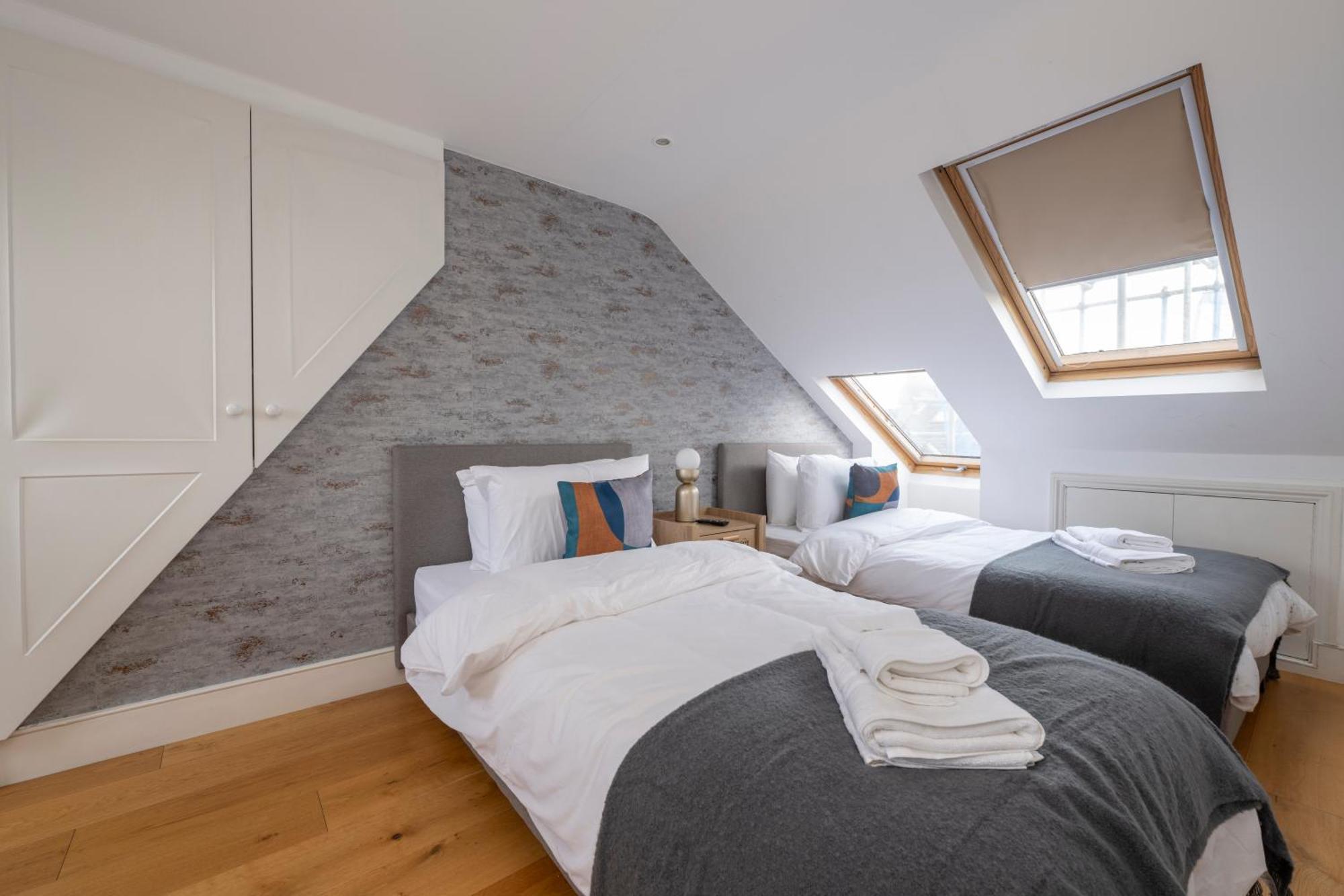 Fulham Spacious & Luxe House With Parking & Garden *