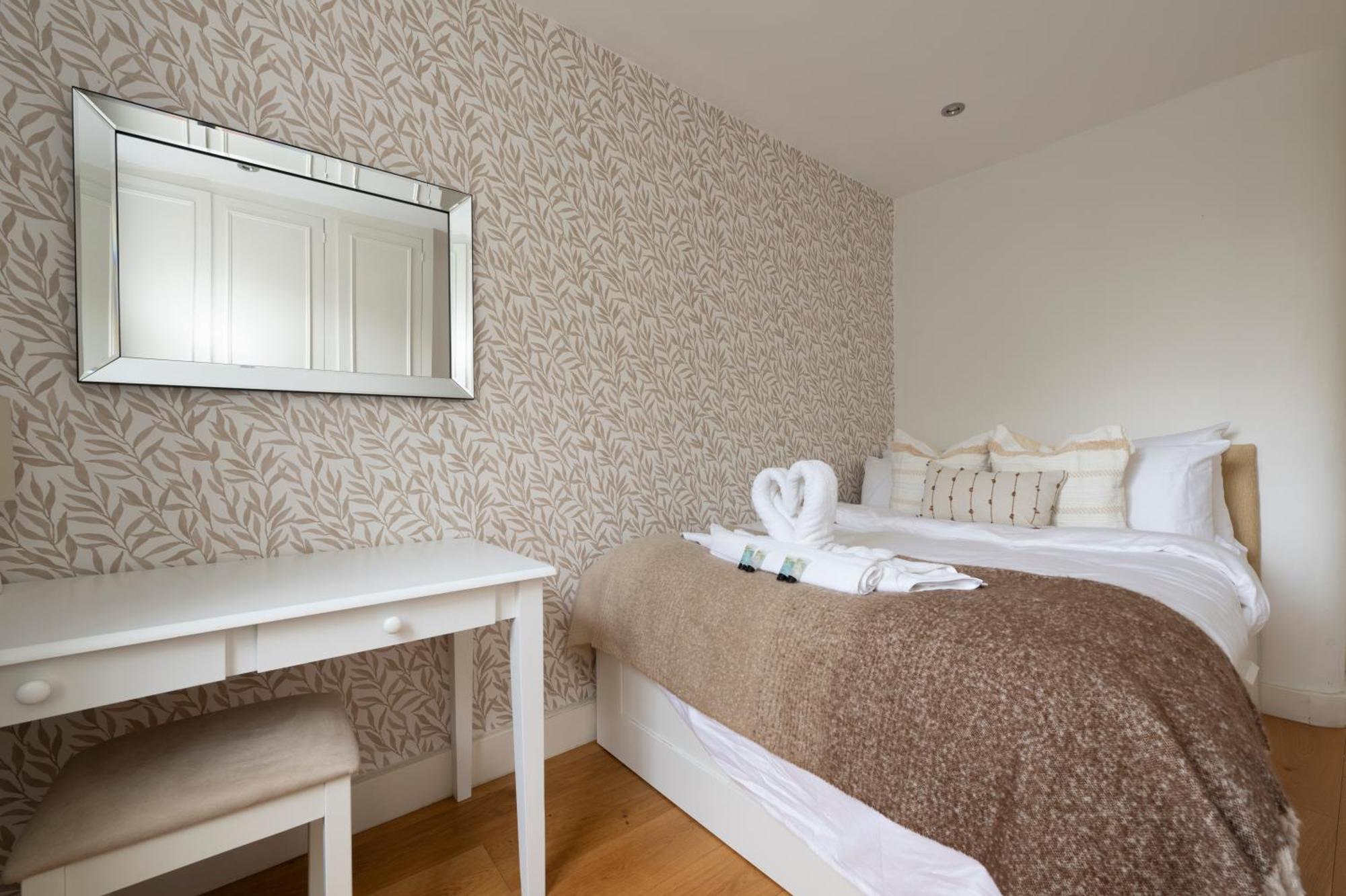 Fulham Spacious & Luxe House With Parking & Garden Apartamento