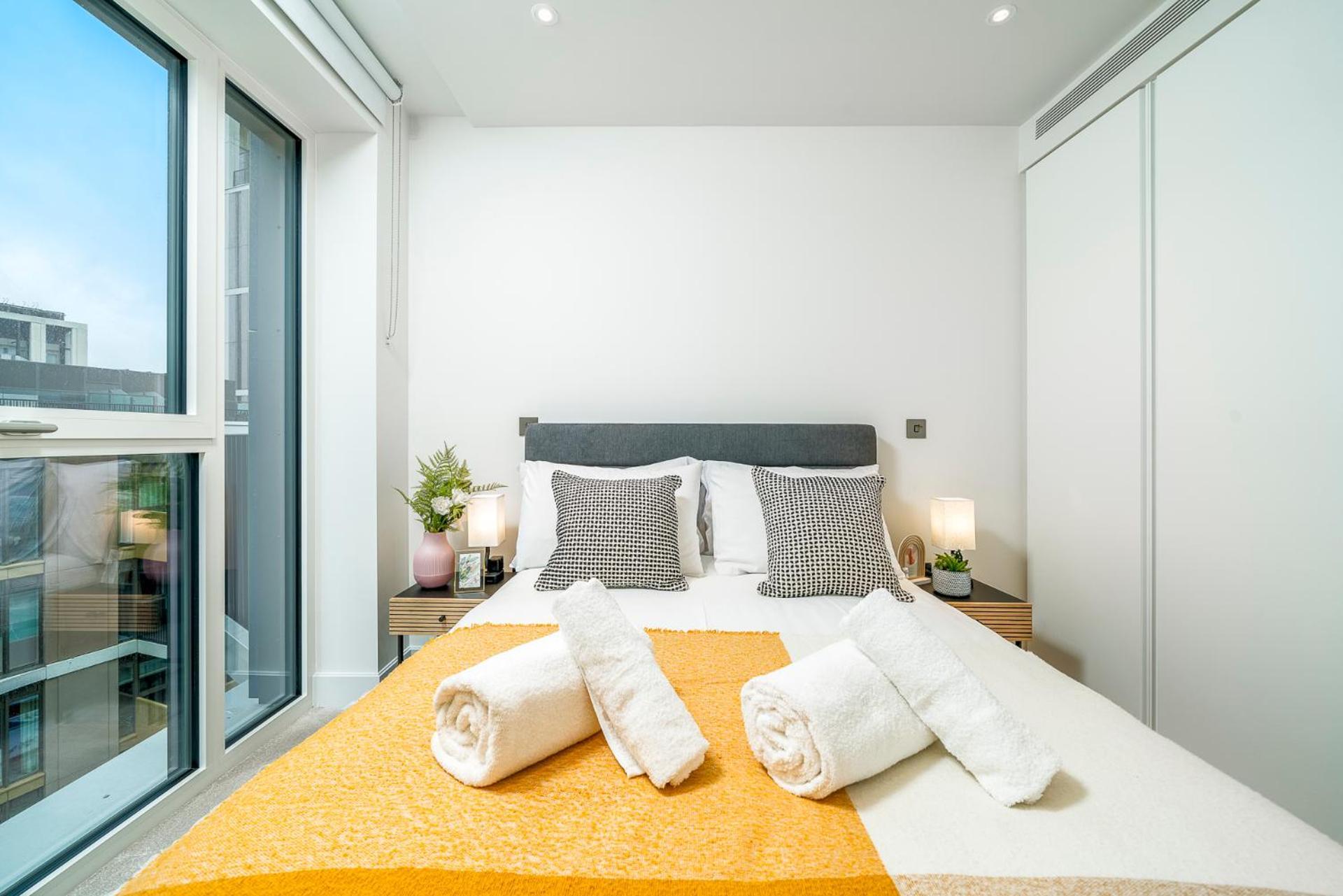 2 Bedroom Westfield Near Londres