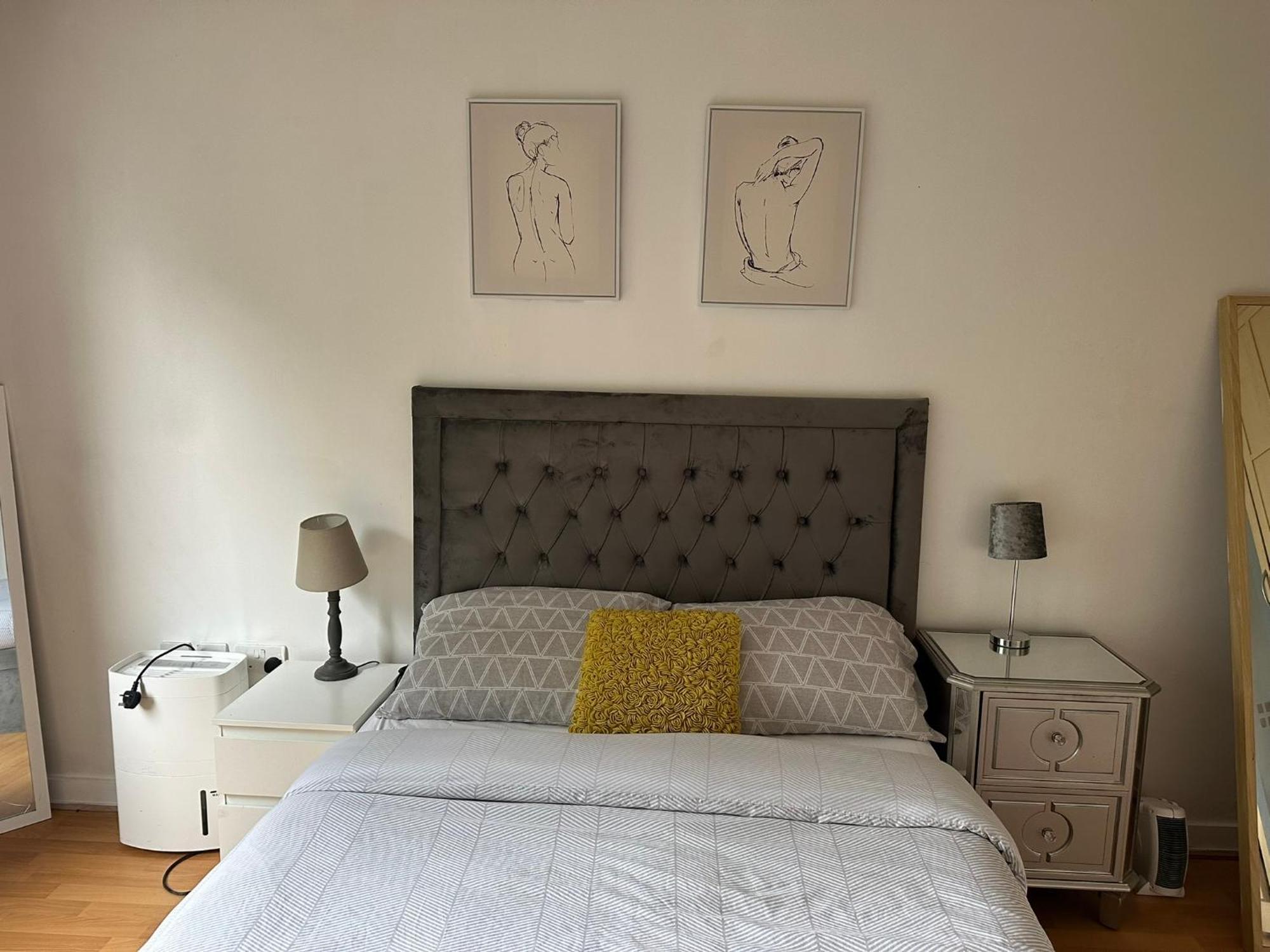 Charming 1bdr Serviced Condo! 4 Guests Pool N Free Parking