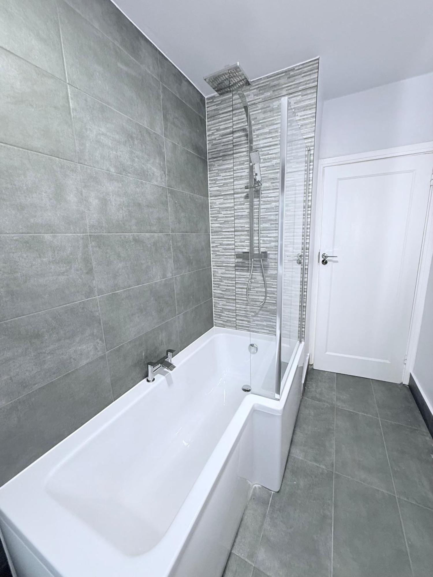 Staylondon - Sleeps 6 With Free Parking - Tourist, Concerts & Matches Apartment *