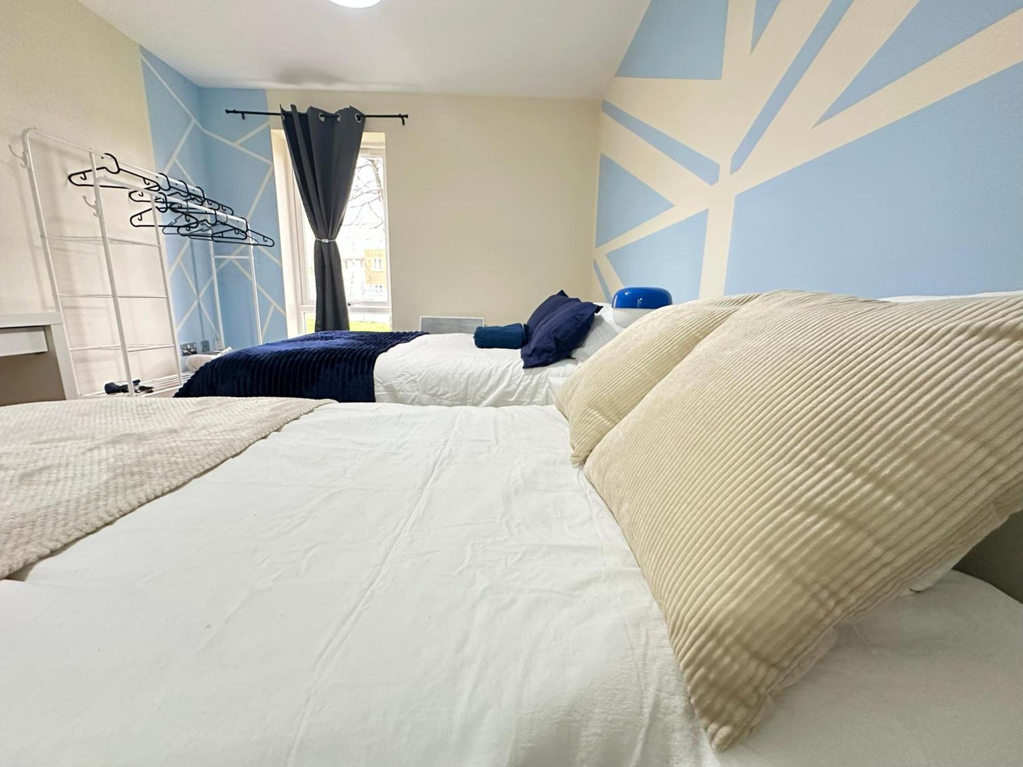 Olive Immaculate Wembley Apartment, 15mins To London, By Edens * Londres