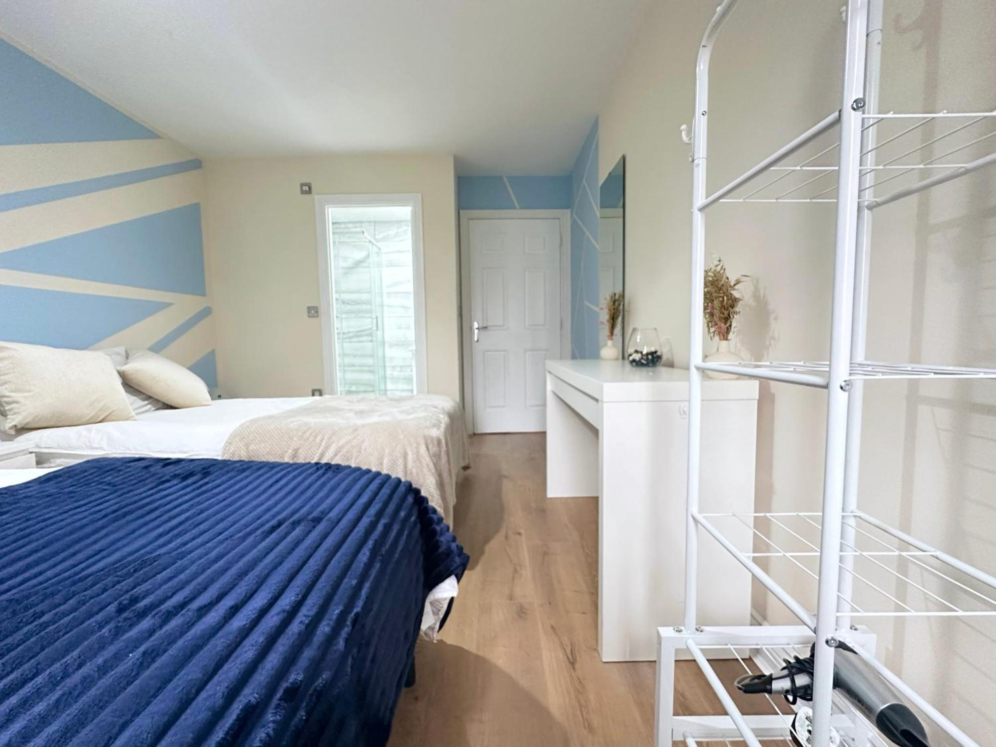 Olive Immaculate Wembley Apartment, 15mins To London, By Edens Appartement *