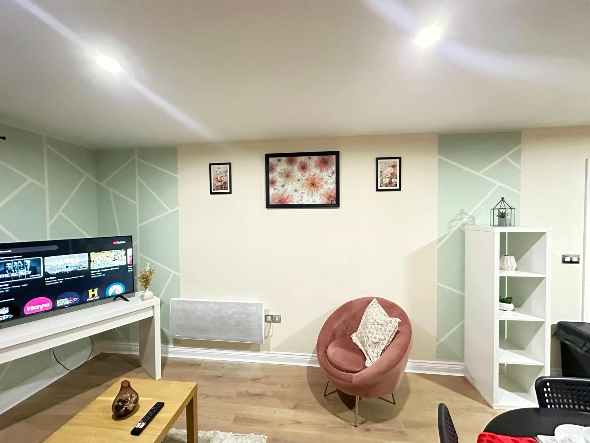 Olive Immaculate Wembley Apartment, 15mins To London, By Edens Appartement