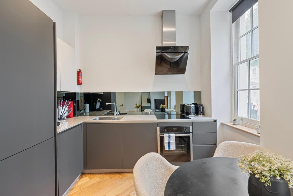 Lovely 1 Bedroom Flat In The Heart Of Hébergement de vacances