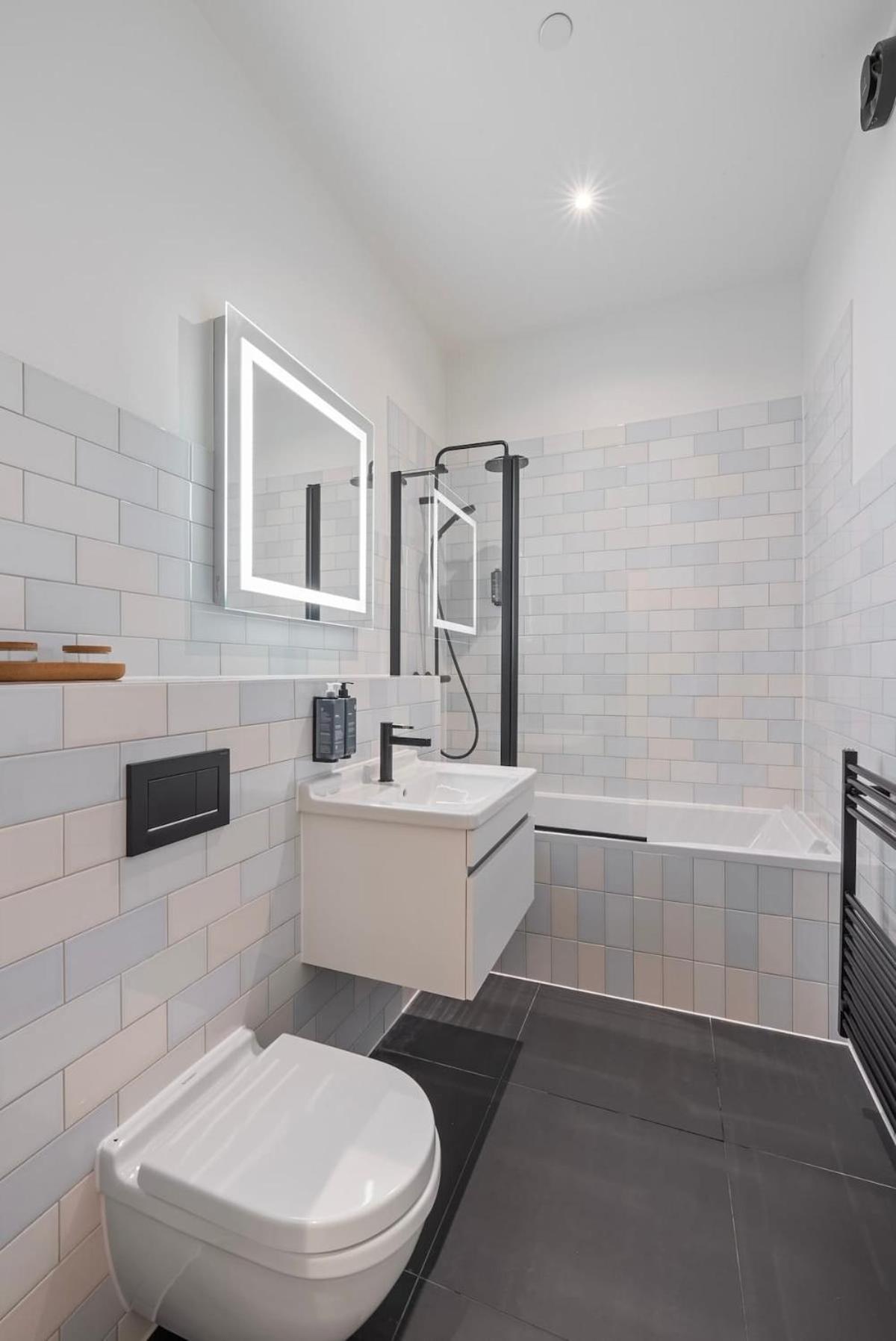 Lovely 1 Bedroom Flat In The Heart Of Сasa de vacaciones *