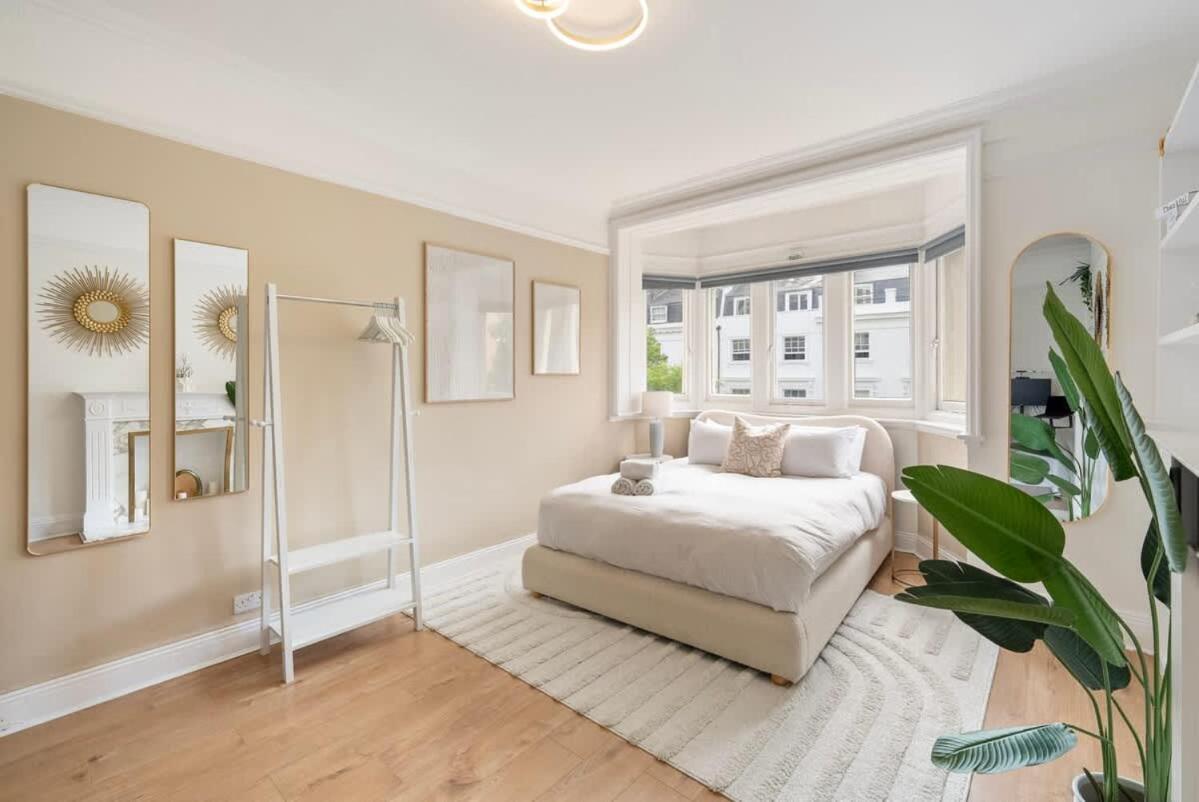 Modern Elegance In Paddington *