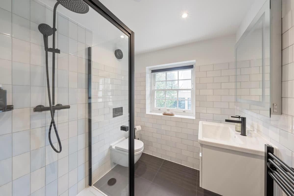 Charming 2 Bedroom 2 Bathroom Flat Near Oxford St Hébergement de vacances