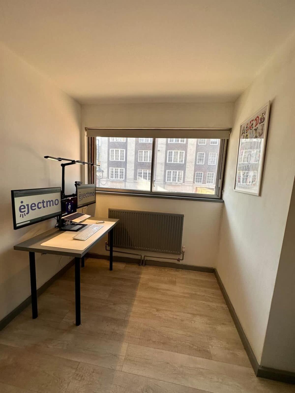 Kensington Gardens 2 Bedroom Flat With A Balcony Hébergement de vacances *