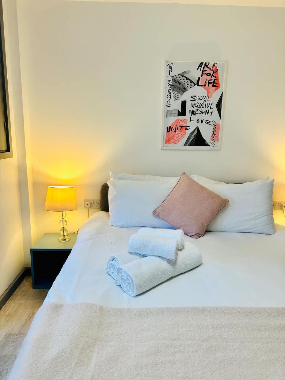 Hébergement de vacances Kensington Gardens 2 Bedroom Flat With A Balcony Londres