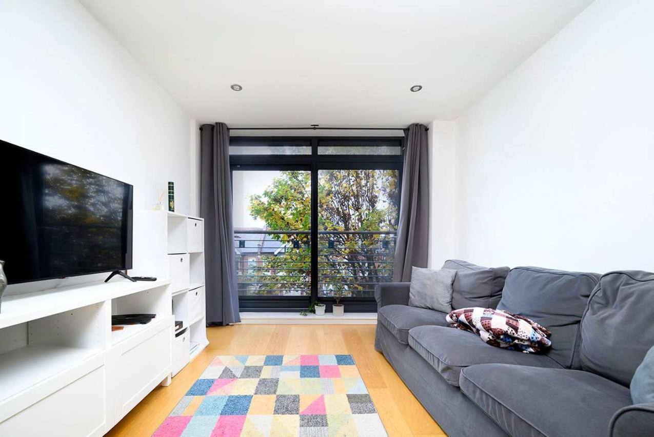 Chic Private In Charming Flat Londres
