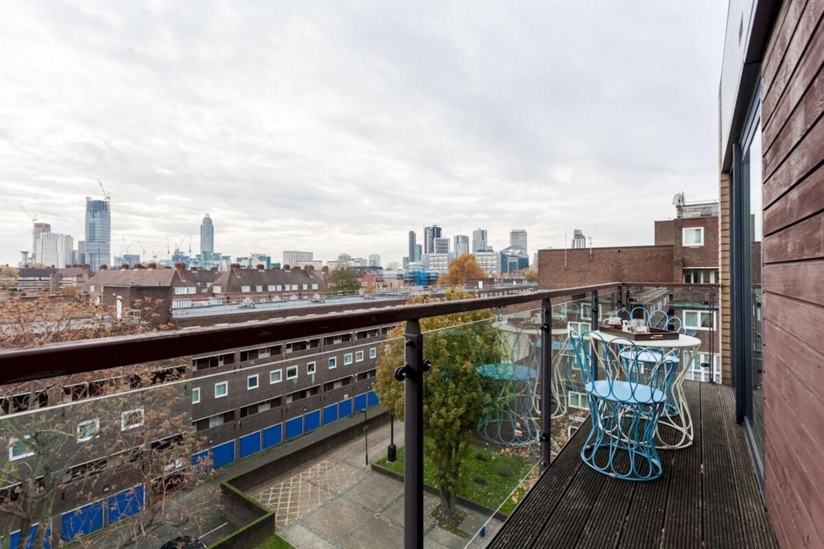 Bright And Stylish Kennington Gem