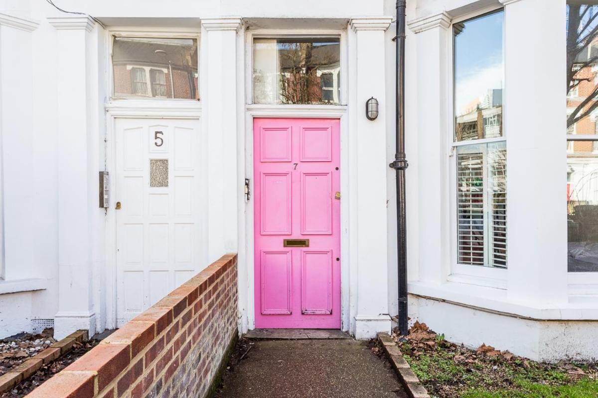 Bright And Spacious Notting Hill Nest * London