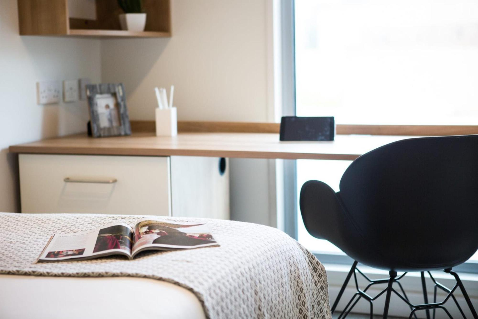 Apartment Chic And At Chapter South Bank In *