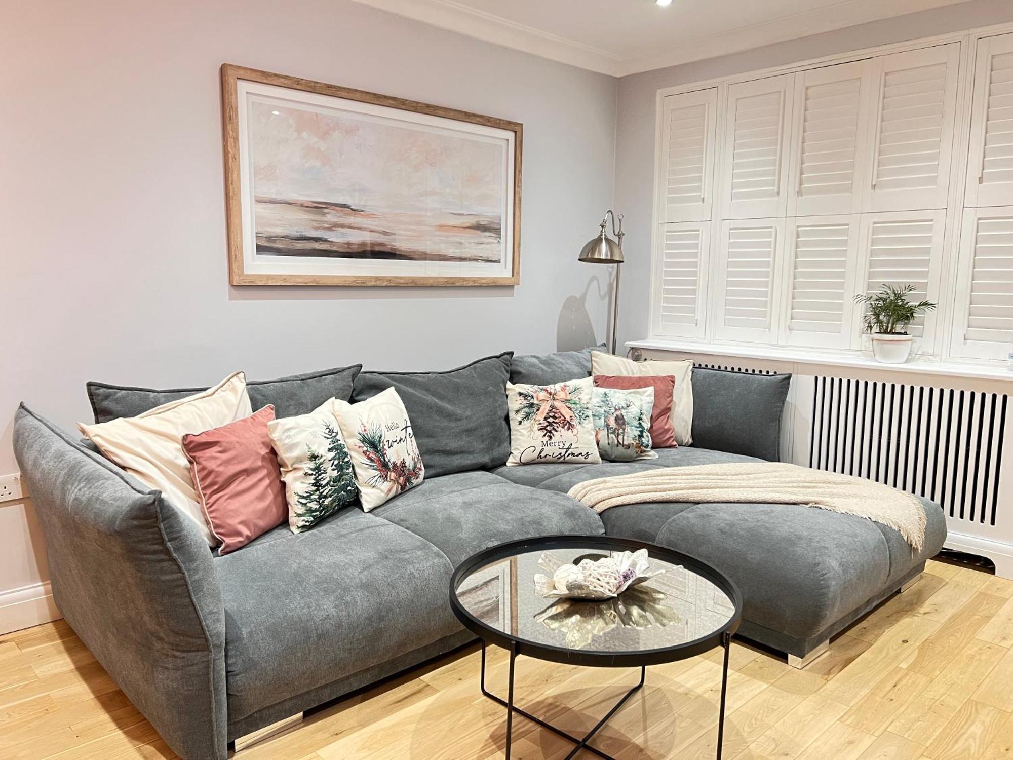 Spacious Quiet 4bedrooms 6beds House With Private Garage 5min Walk To Paddington Station Hébergement de vacances Londres