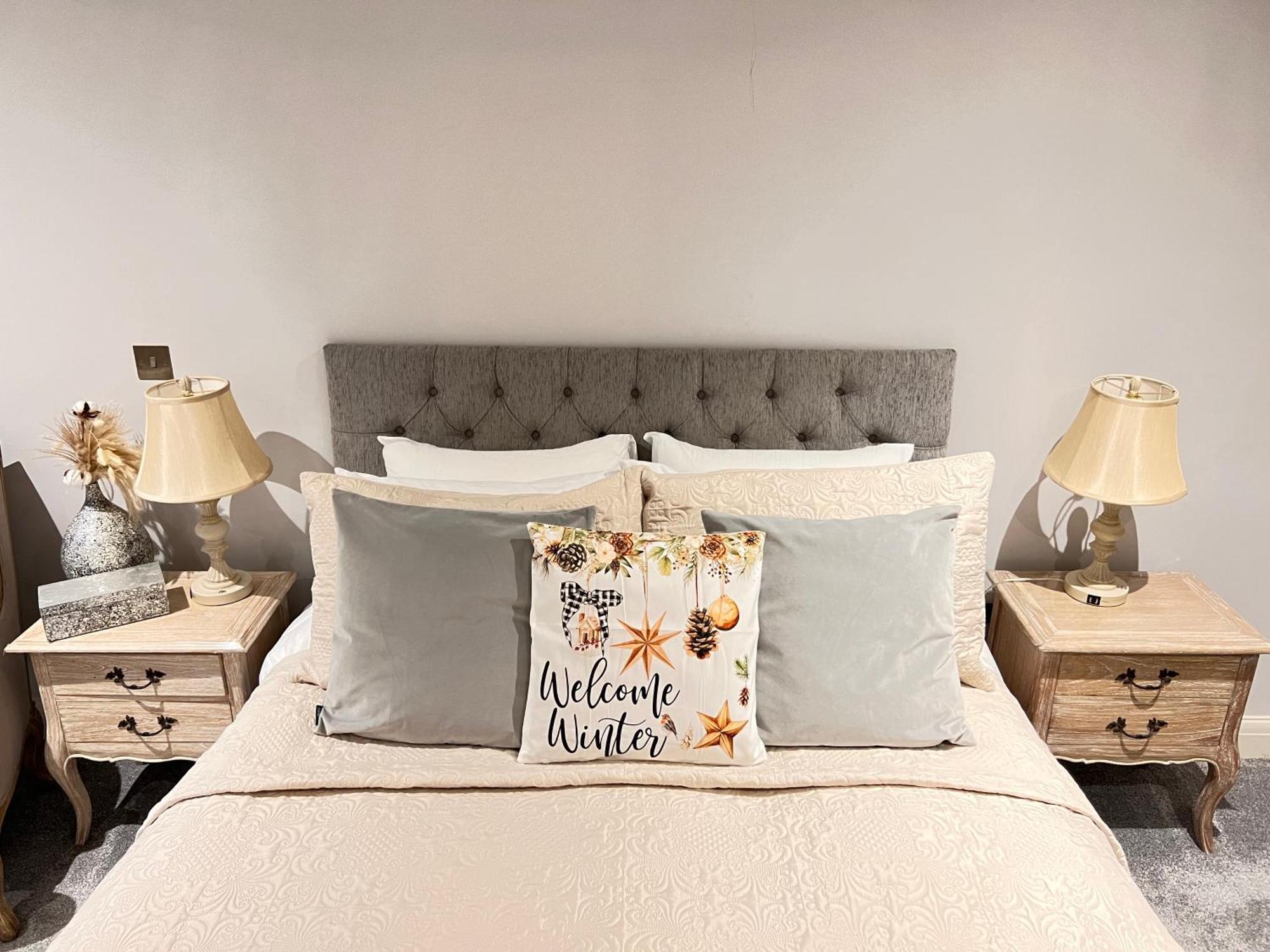 Hébergement de vacances Spacious Quiet 4bedrooms 6beds House With Private Garage 5min Walk To Paddington Station Londres