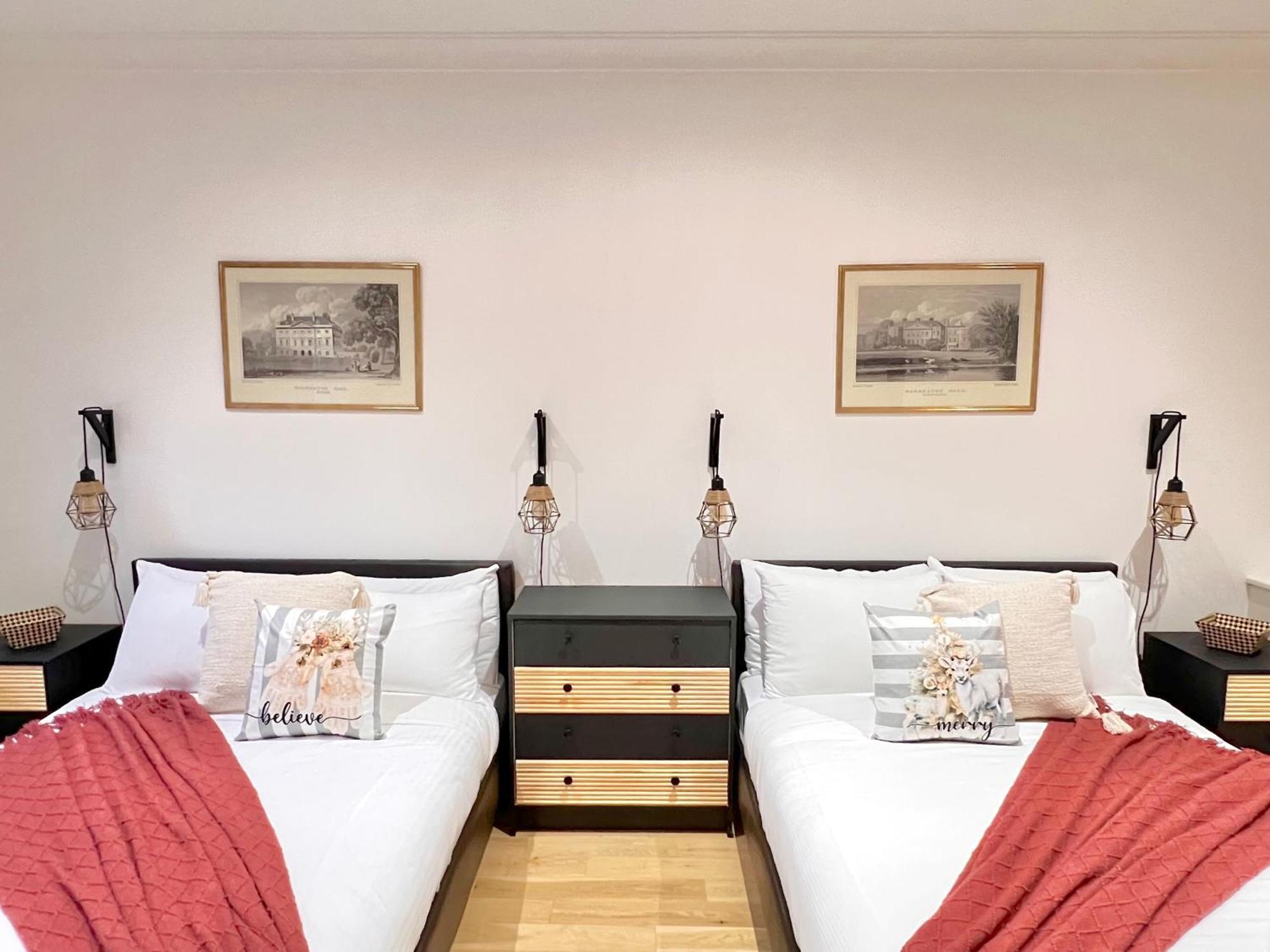 Spacious Quiet 4bedrooms 6beds House With Private Garage 5min Walk To Paddington Station Hébergement de vacances *