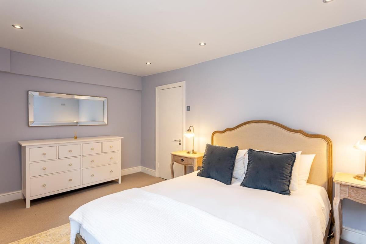 Two Bed Notting Hill Gem * Londen