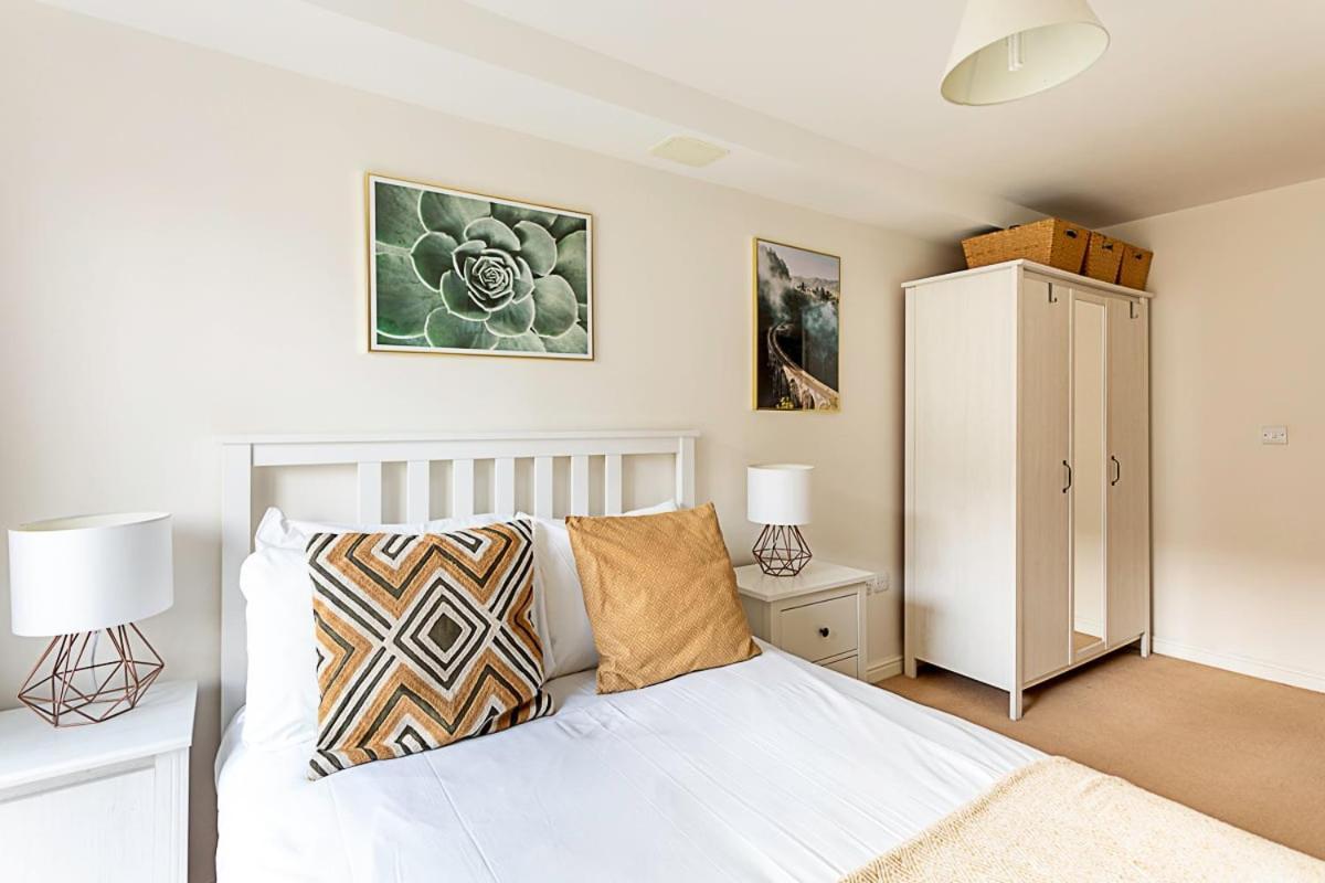 Bright Flat In Historic Whitechapel Londres