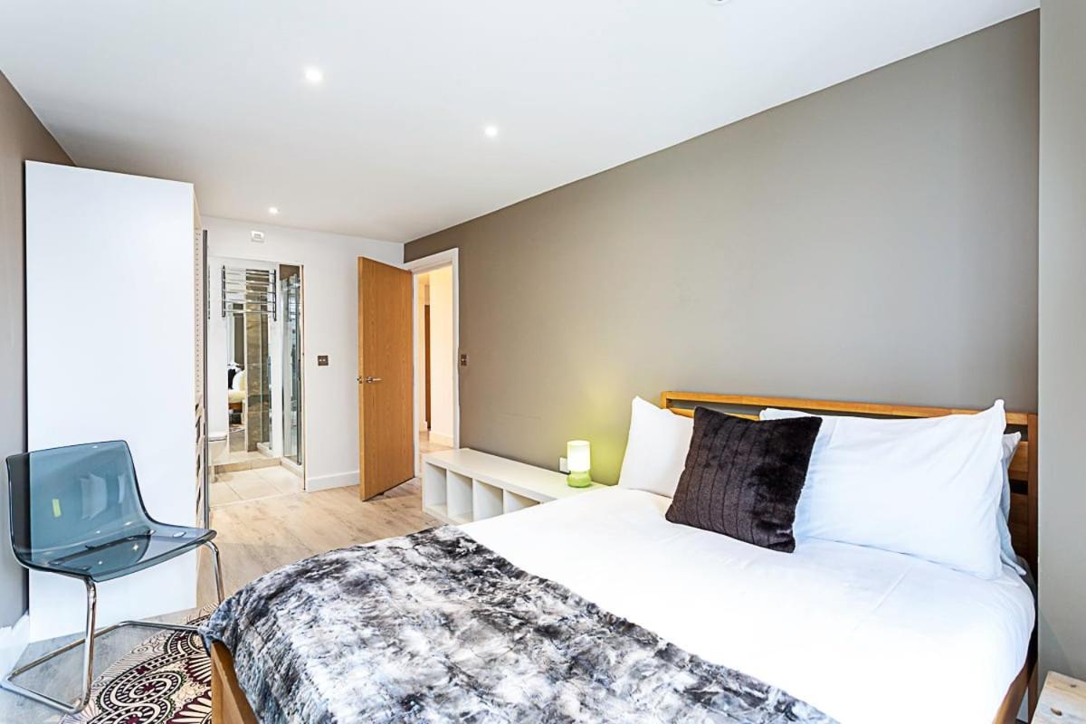 Duplex Two-bed Near Tower Bridge * Londres