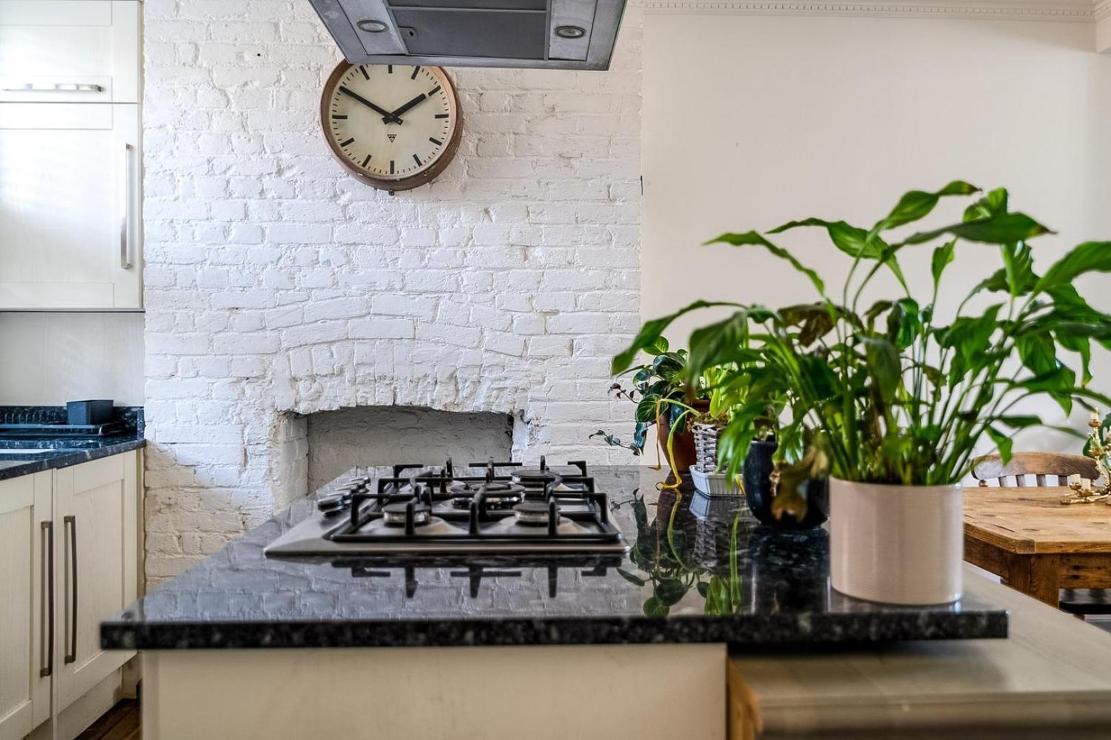 Historic 18th Century Terrace House Londres