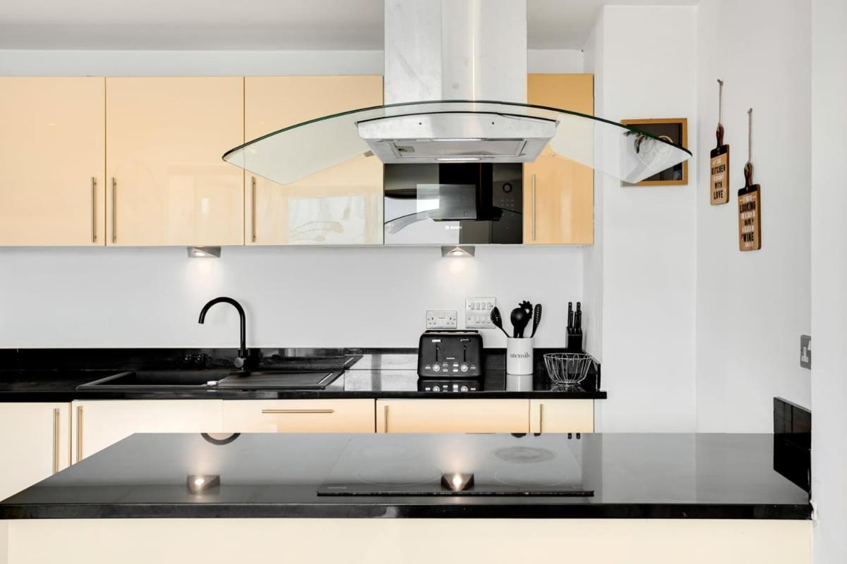 Panoramic 3-bed Oasis