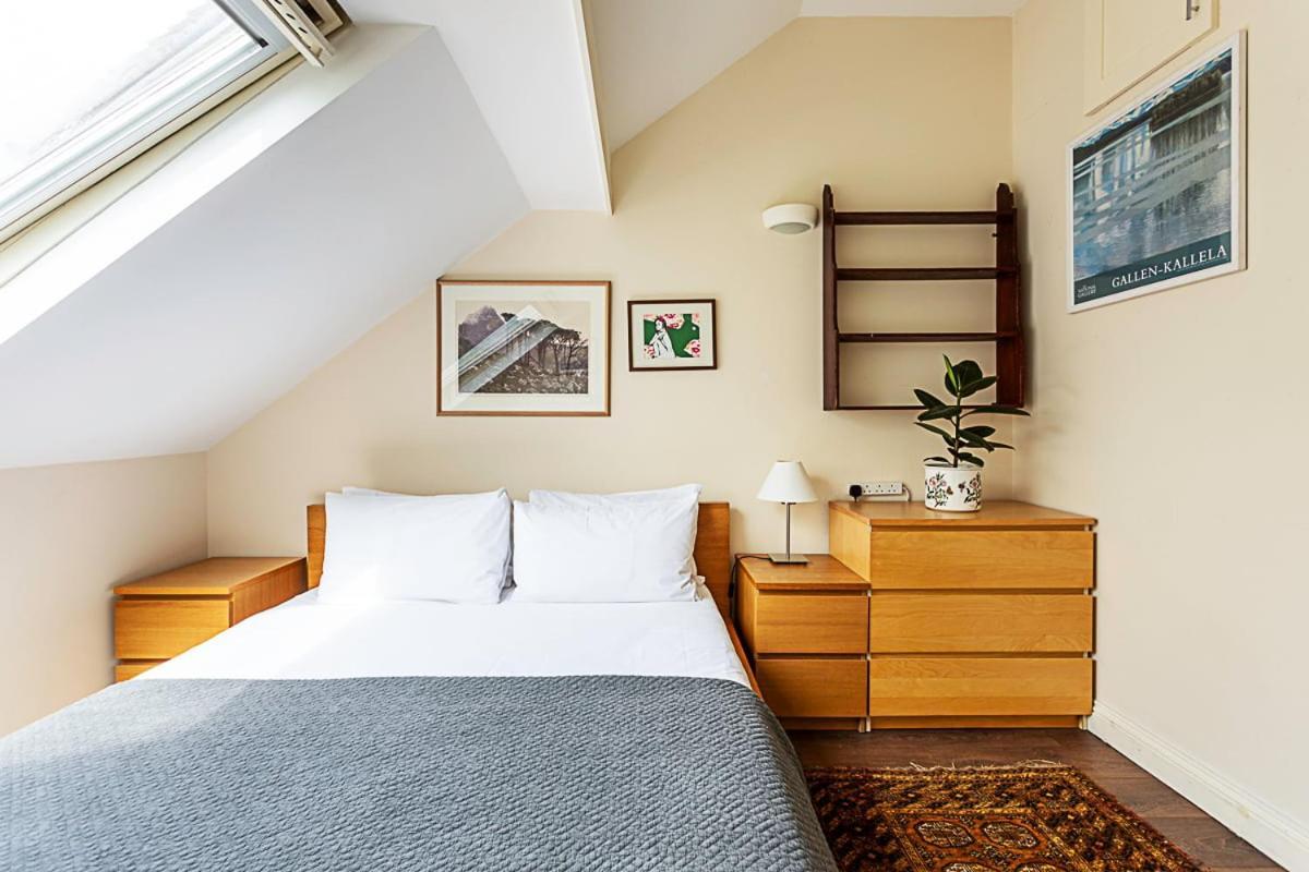 Terraced Bermondsey House *
