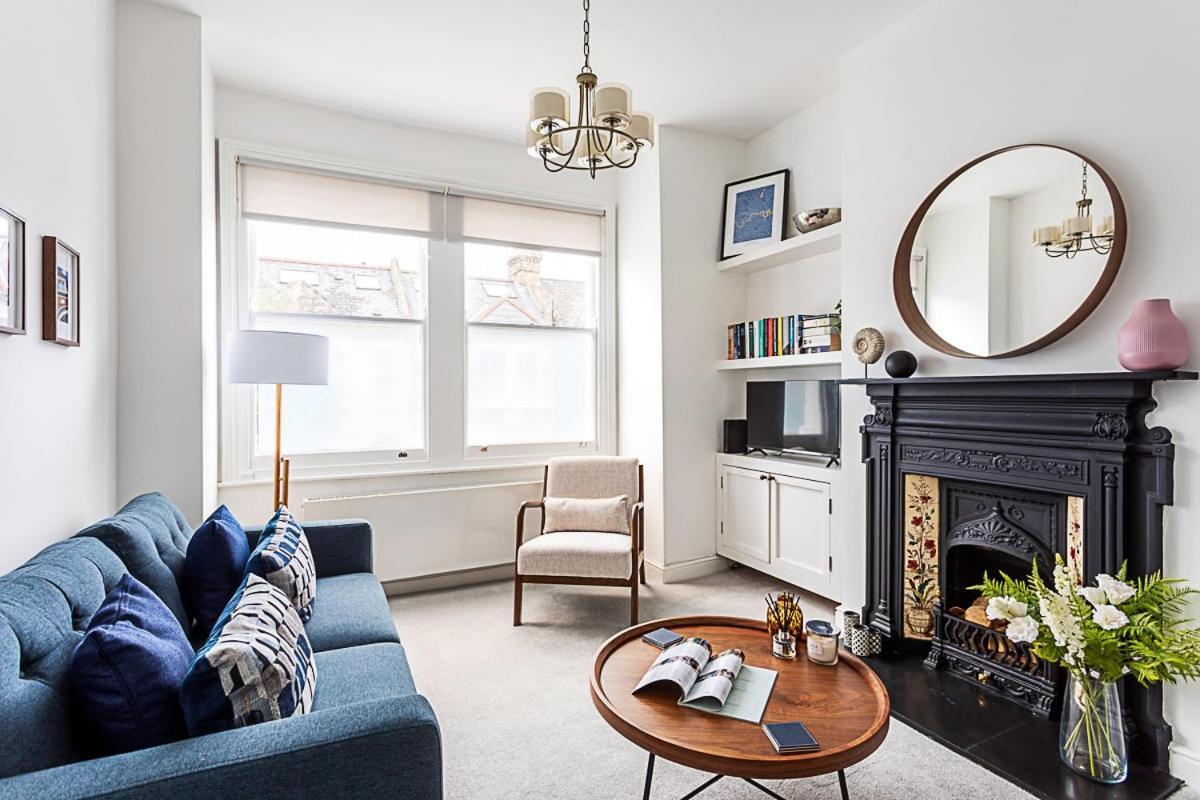 Apartment Chic 2-bed Flat In Leafy Clapham South
