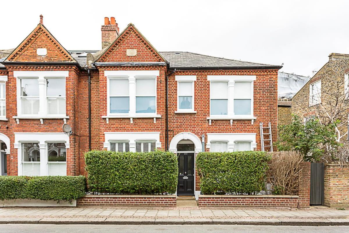 Chic 2-bed Flat In Leafy Clapham South * London