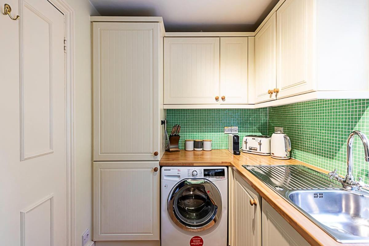 Cosy Flat In Battersea Park
