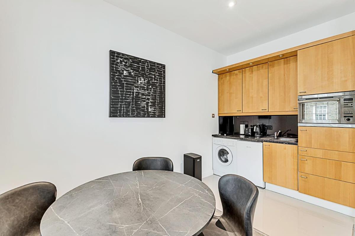 Apartamento A One-bedroom Situated In *