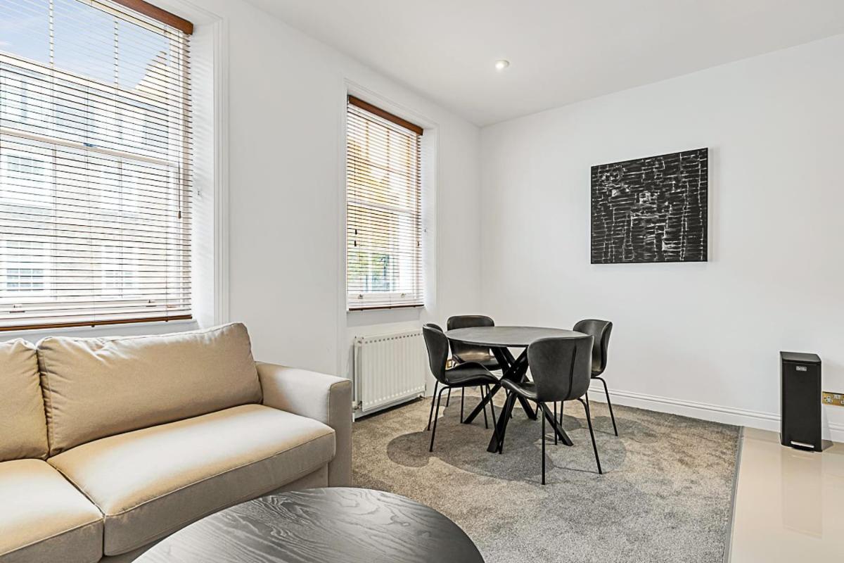 A One-bedroom Situated In Londres