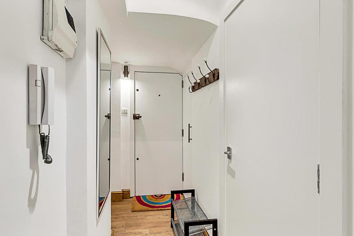 Appartement Modern Comfort Two Bedroom Gem On The Rye *