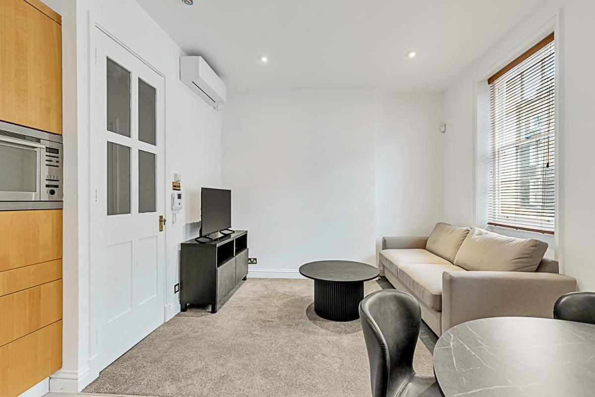 Apartamento A One-bedroom Situated In