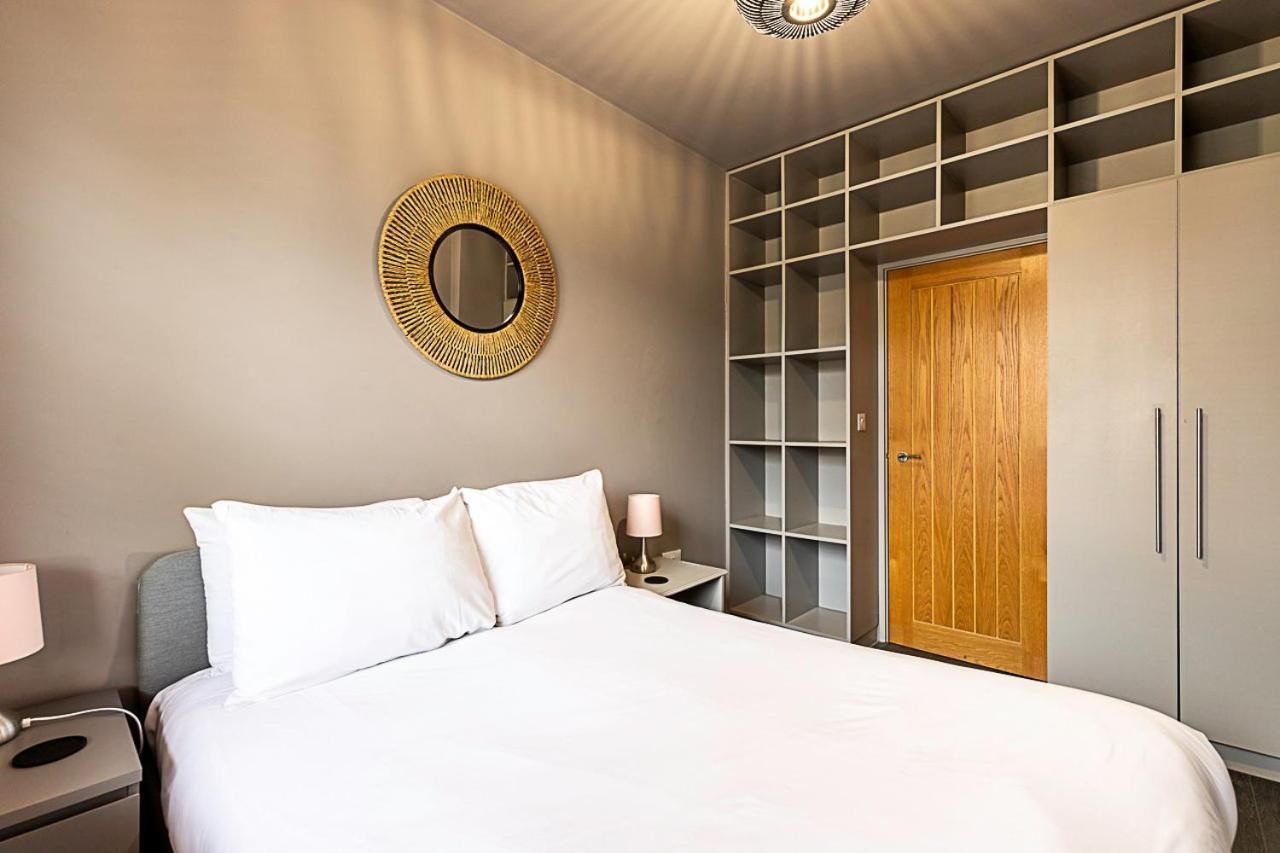Stunning 5 Bed House In Willesden Green! * Londres
