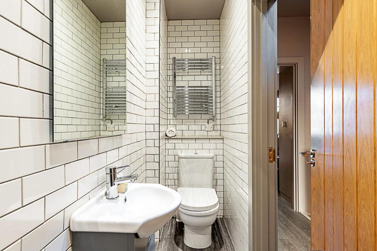 Ferienhaus Stunning 5 Bed House In Willesden Green! London