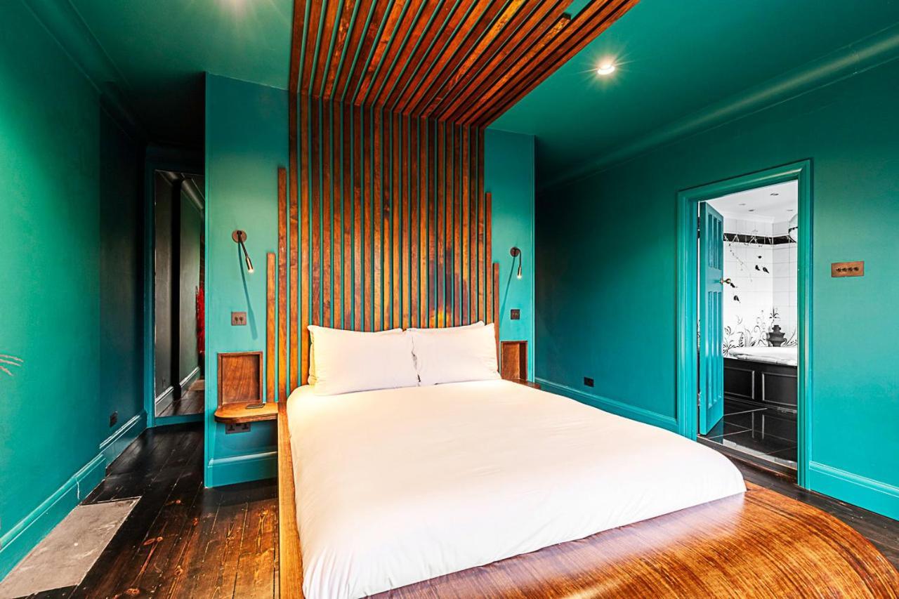 Stunning 5 Bed House In Willesden Green! Сasa de vacaciones