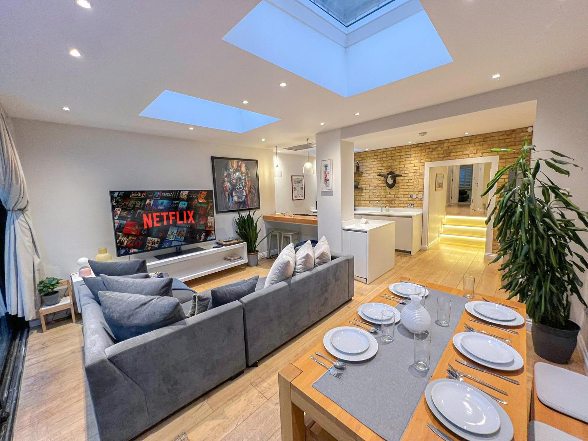 Apartamento Sleek 2 Bedroom Flat With Private Patio & Firepit In Shepherds Bush, Near Hammersmith