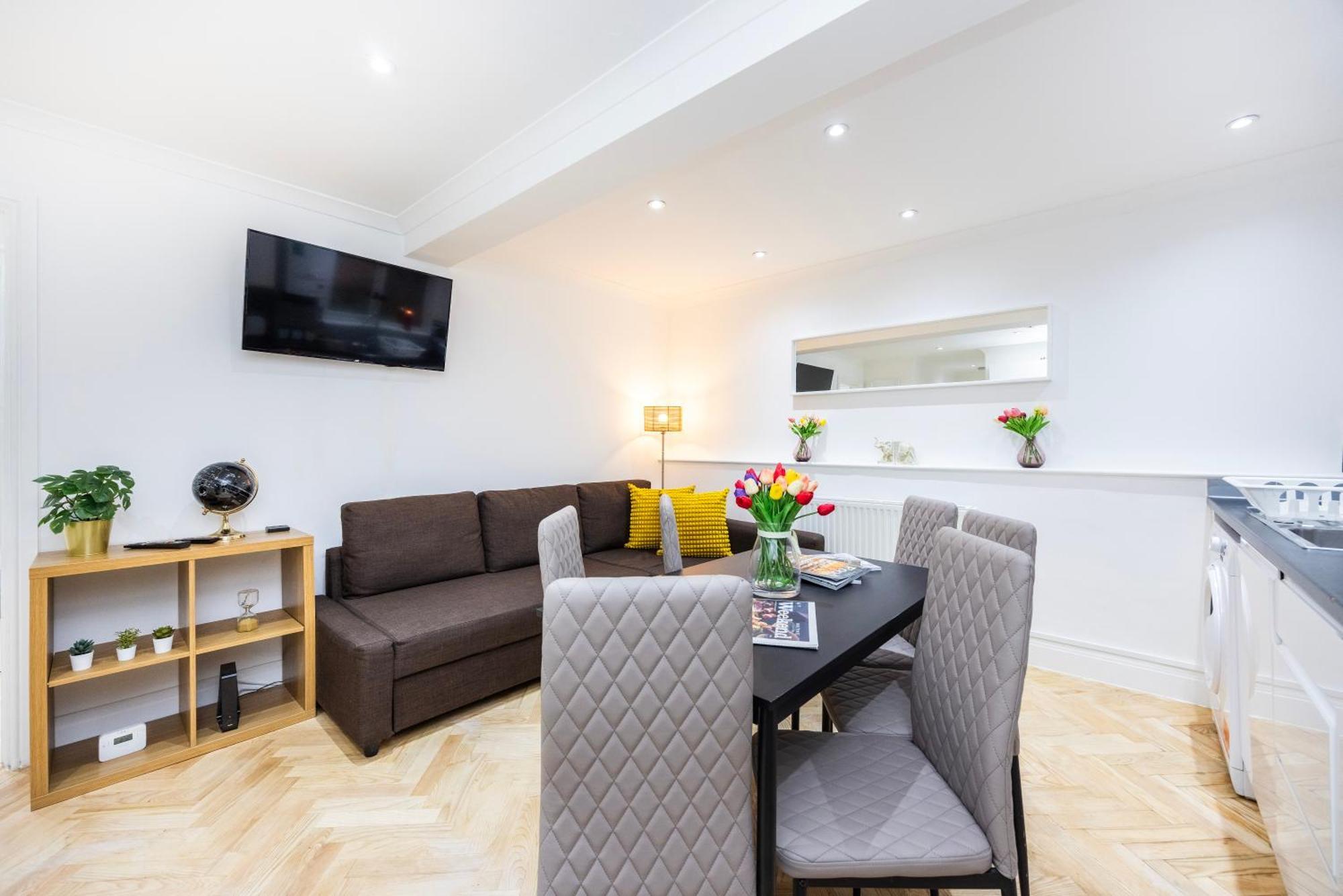 2 Bedroom Charming Family Appartement