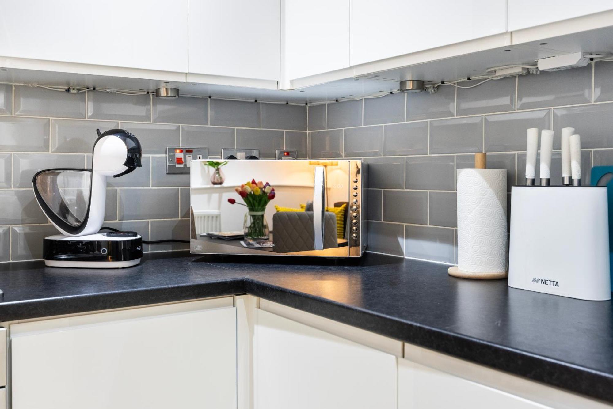 2 Bedroom Charming Family * Londres