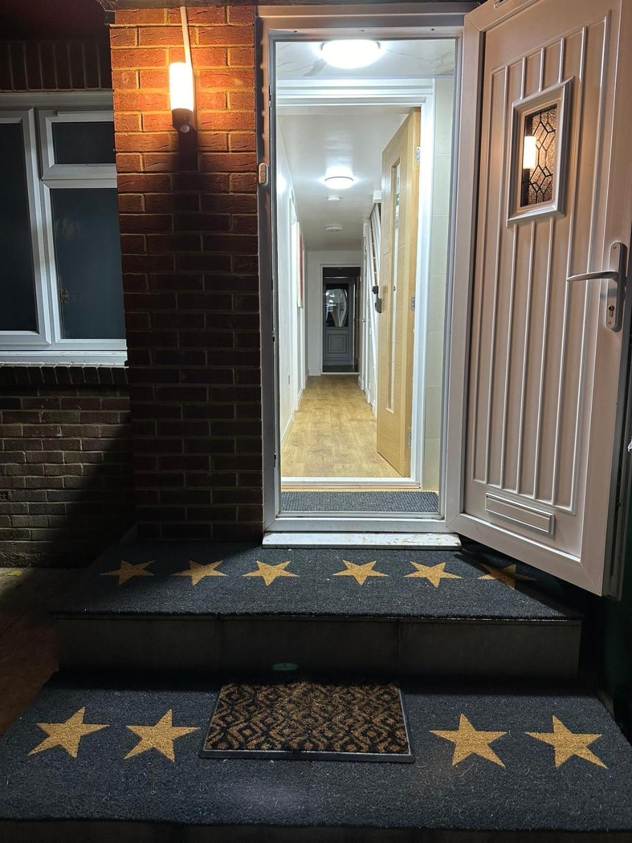 Guest house Song House London